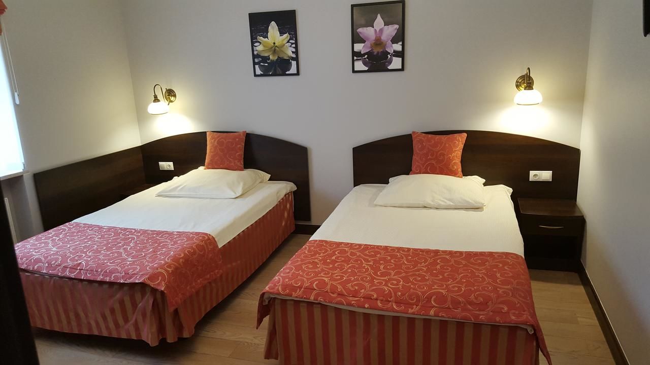 Отели типа «постель и завтрак» Pokoje Hotelowe Figaro Плоцк-28