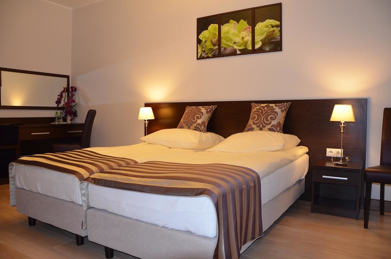 Отели типа «постель и завтрак» Pokoje Hotelowe Figaro Плоцк-43